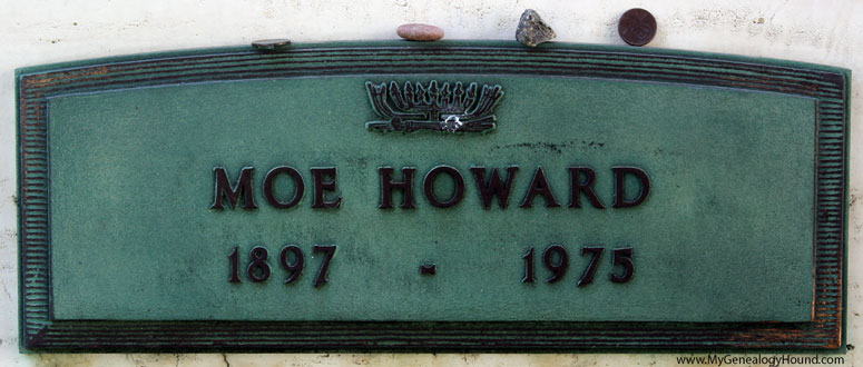 Close-up view of the name plate on the crypt of Moe Howard (Horwitz), 1897-1975