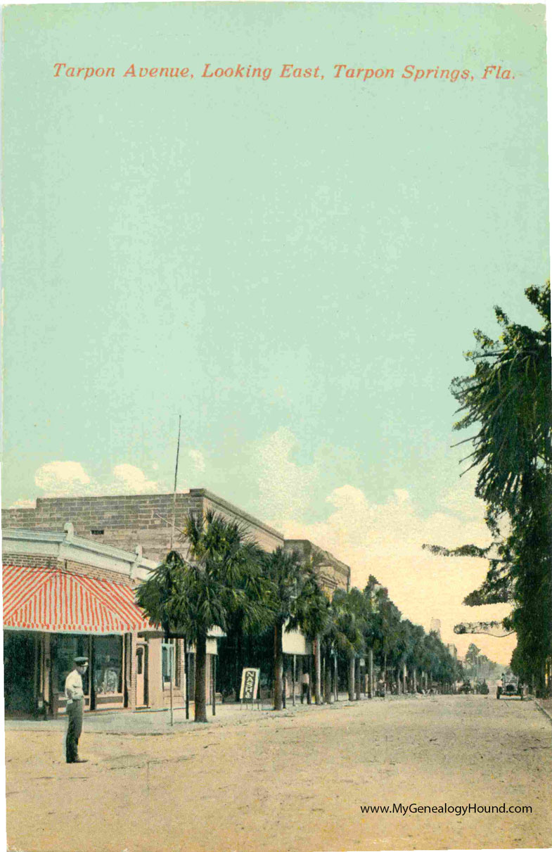 An earlier view of Tarpon Avenue, looking east, Tarpon Springs, Florida, 1913, vintage postcard, photo.