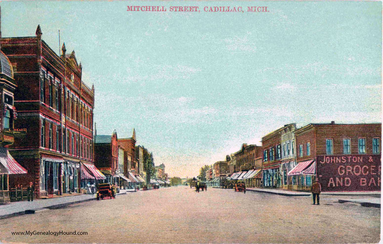Cadillac, Michigan, Mitchell Street, vintage postcard photo