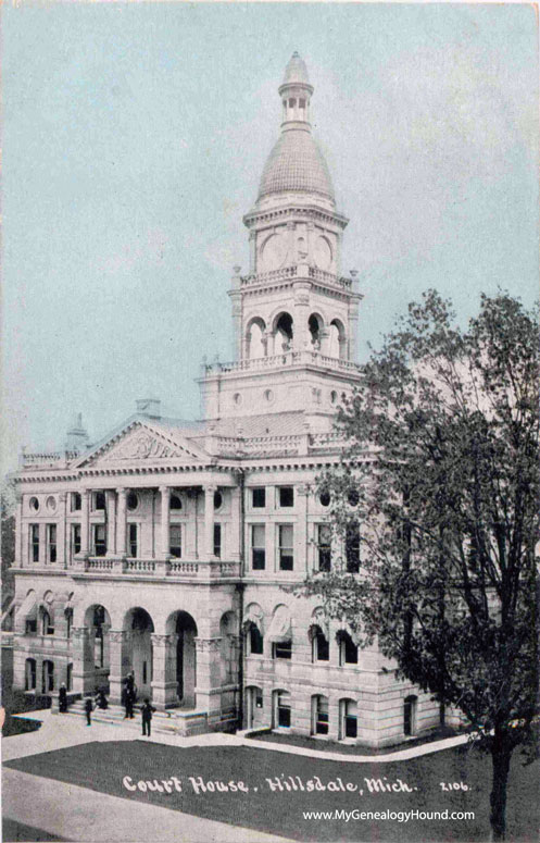 Hillsdale Michigan Hillsdale County Court House vintage postcard photo