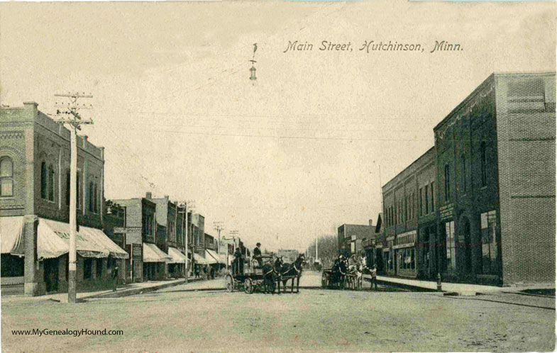 Hutchinson, Minnesota, Main Street, vintage postcard photo