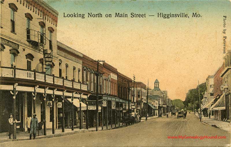 Higginsville, Missouri Main Street Looking North vintage postcard, antique, photo