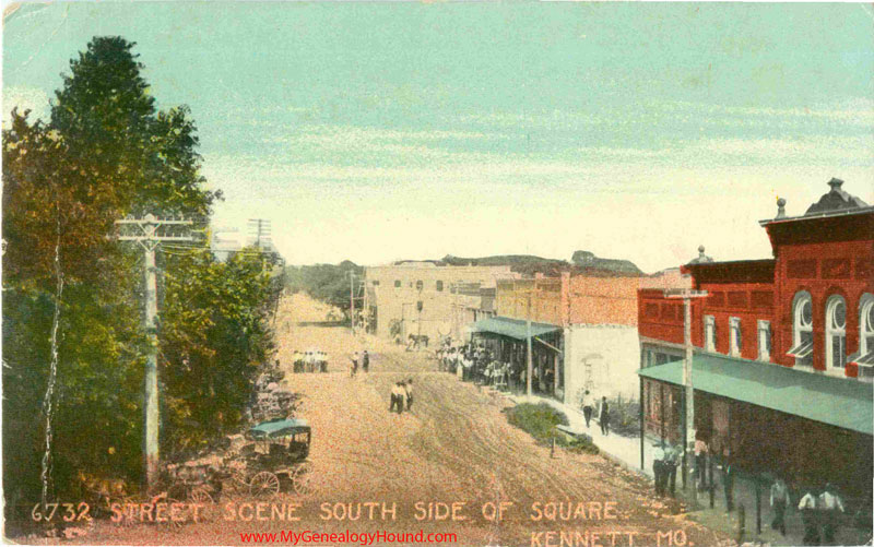 Kennett, Missouri, Street Scene South Side of Square, vintage postcard, Historic Photo
