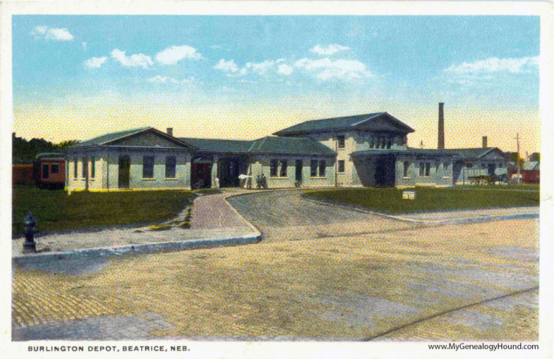 Beatrice, Nebraska, Burlington Depot, vintage postcard photo