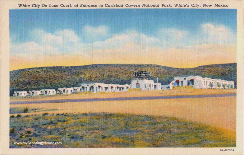 White's City, New Mexico, White City De Luxe Court, vintage postcard photo
