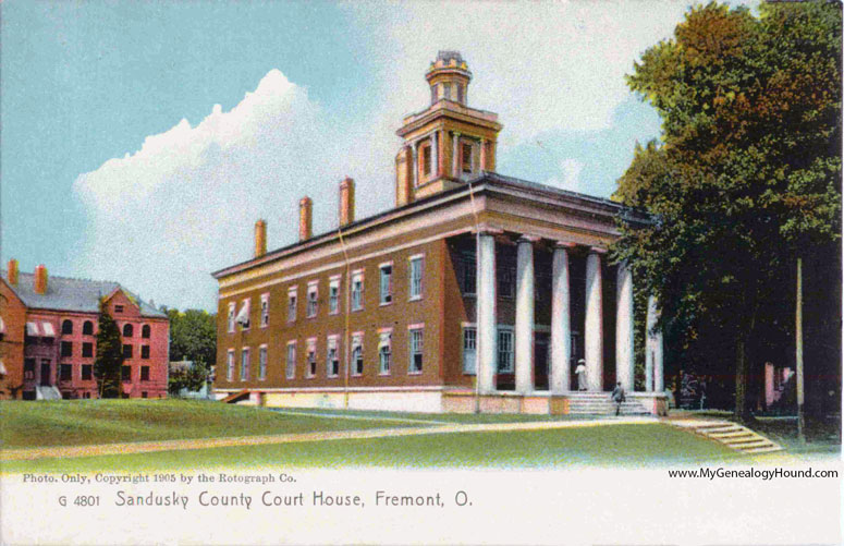 Fremont Ohio Sandusky County Court House vintage postcard photo