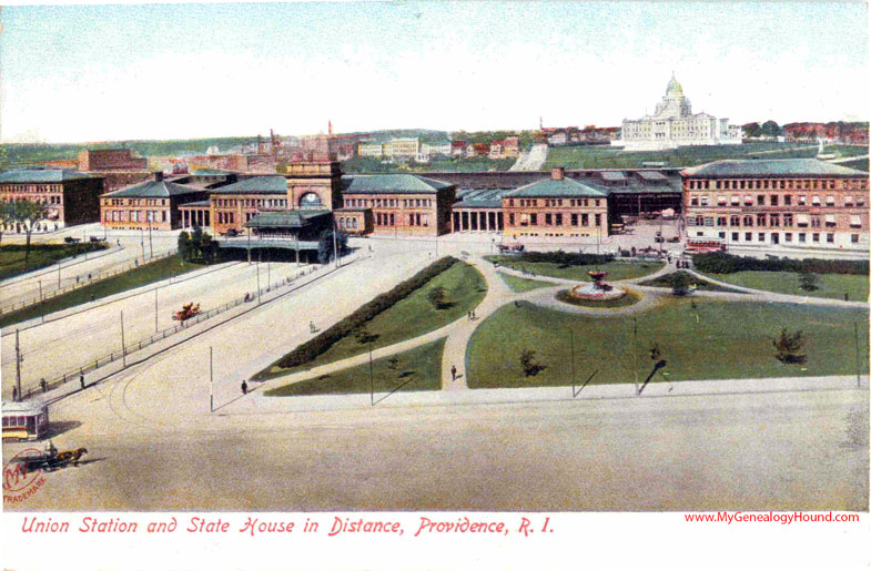 Providence, Rhode Island, Union Station and State House, vintage postcard, photo