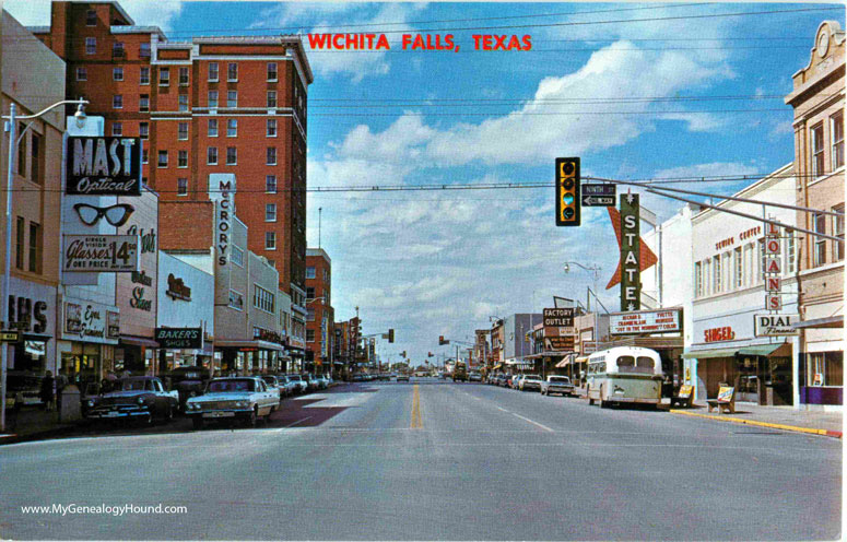 Wichita Falls, Texas, Looking North on Indiana Street, vintage postcard, historic photo