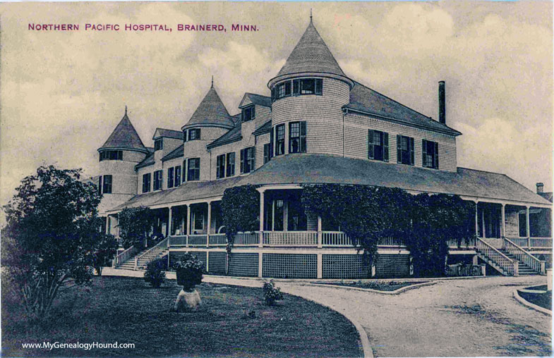 Brainerd, Minnesota, Northern Pacific Hospital, vintage postcard photo