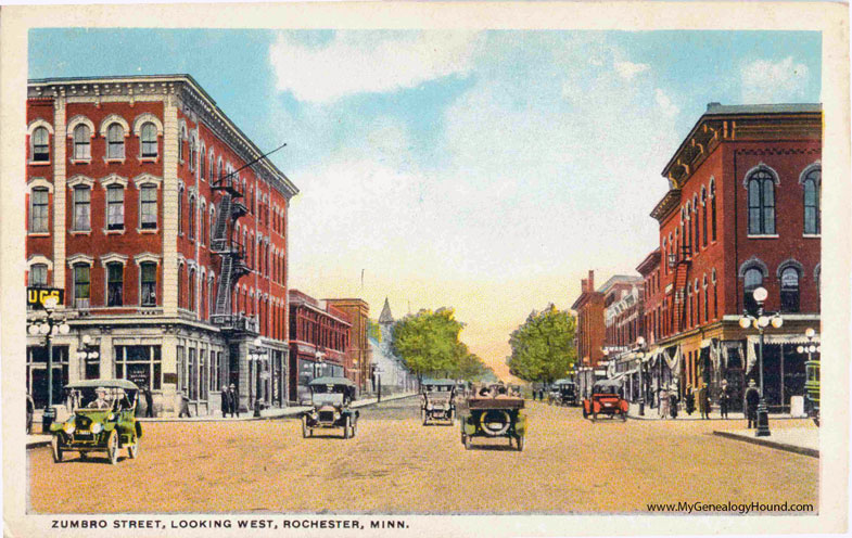 Rochester, Minnesota, Zumbro Street, Looking West, vintage postcard photo