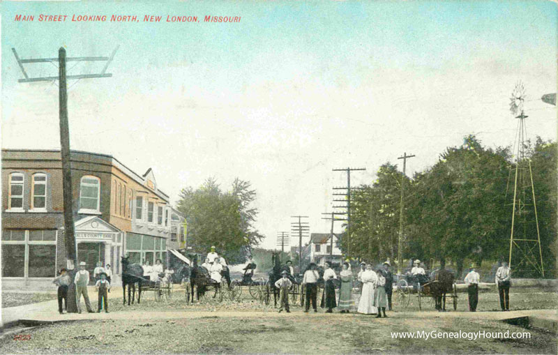 New London, Missouri, Main Street Looking North, vintage postcard, historic photo