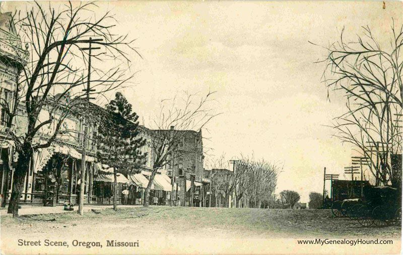Oregon, Missouri Street Scene vintage postcard, historic photo