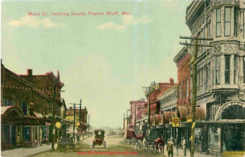 Poplar Bluff, Missouri Main Street Looking South vintage postcard, historic photo