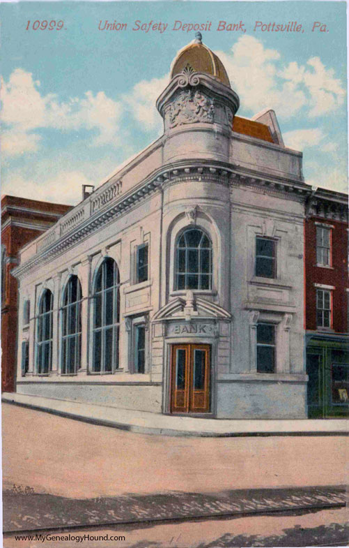 Pottsville, Pennsylvania, Union Safety Deposit Bank, vintage postcard photo
